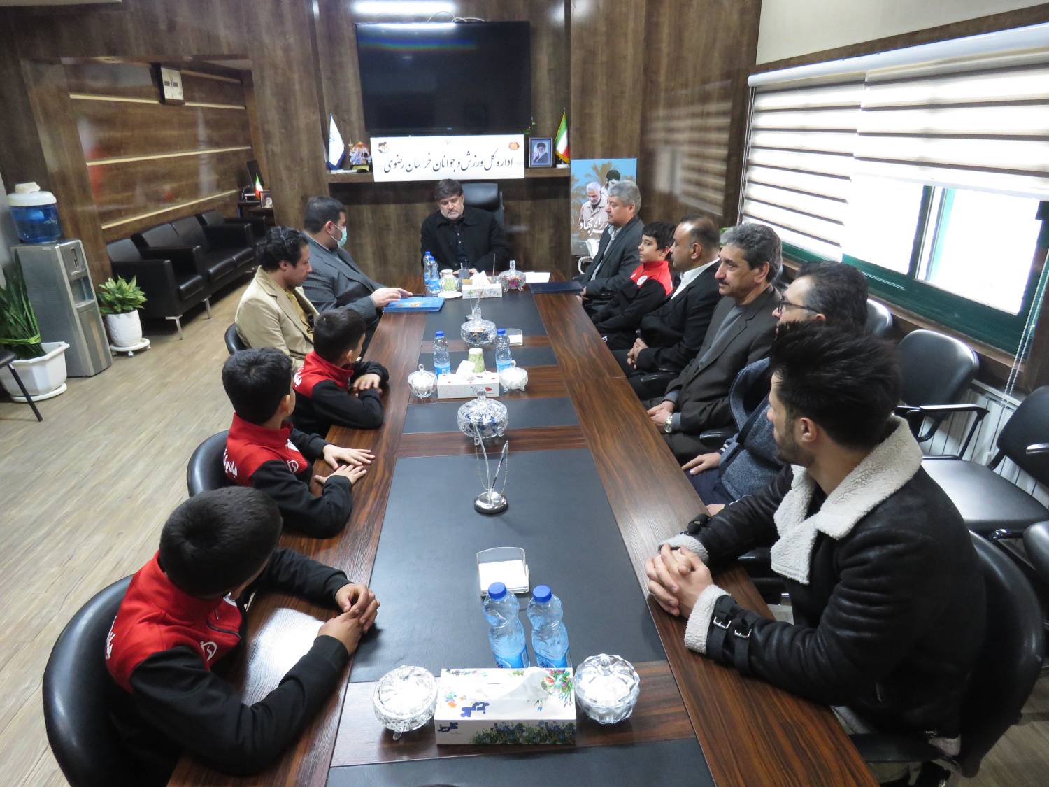 گزارش تصویری/ تقدیر از مدال آوران نخستین تیم اعزامی بوکس استان به مسابقات خردسالان کشور 